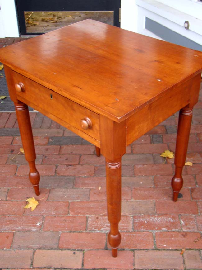An antique cherry one-drawer nightstand-work table circa 1850 — image 2